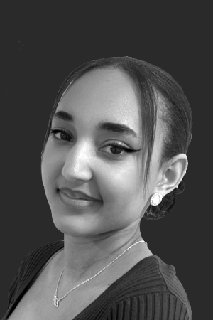 images/team/Profil%20Alica%20Jindra%20b-w2.png#joomlaImage://local-images/team/Profil Alica Jindra b-w2.png?width=300&height=450